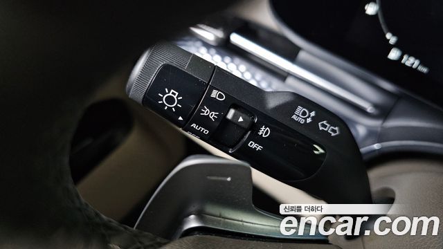Kia Carnival (IV) Diesel 9-Seater Hi-Limousine Signature 2021 — фото 28