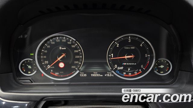 BMW 5 Series (F10) 520d xDrive M Aero Dynamic 2016 — фото 8