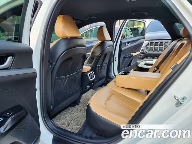 Kia K5 (III) 2.0 Prestige 2021 — фото 16
