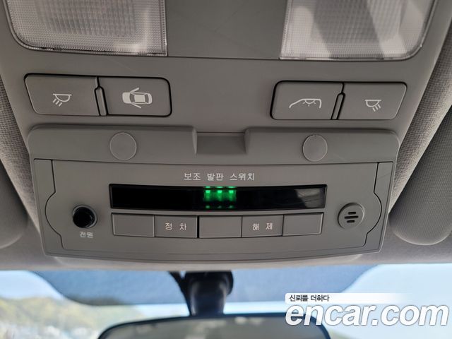 Hyundai Grand Starex School Bus LPi 2021 — фото 15