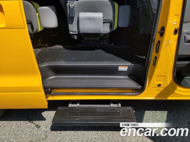 Hyundai Grand Starex School Bus LPi 2021 — фото 21