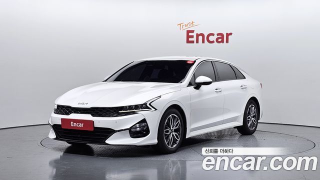 Kia K5 (III) 2.0 Prestige 2023 — фото 1