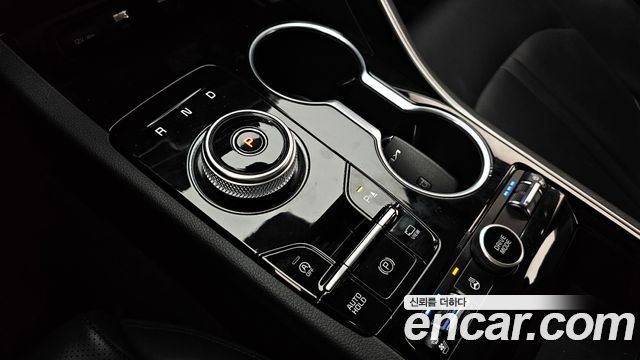 Kia K5 (III) 2.0 Prestige 2023 — фото 9