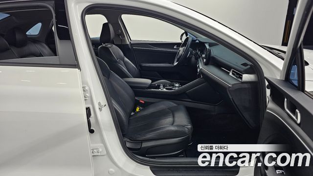 Kia K5 (III) 2.0 Prestige 2023 — фото 11