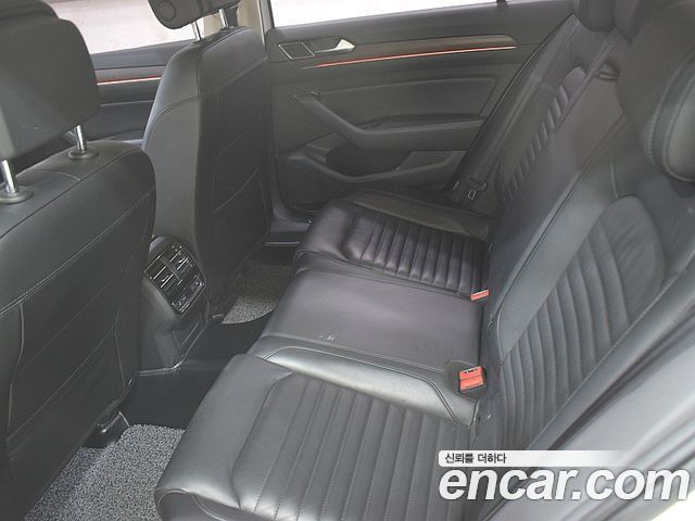 Volkswagen Passat GT (B8) 2.0 TDI 4Motion Prestige 2018 — фото 7