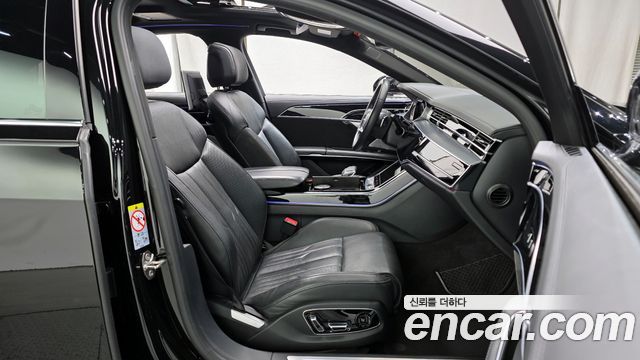 Audi A8 (D5) 55 TFSI Quattro LWB 2020 — фото 15