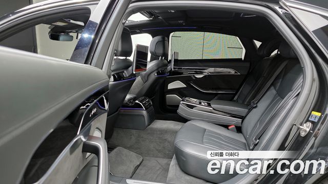 Audi A8 (D5) 55 TFSI Quattro LWB 2020 — фото 16