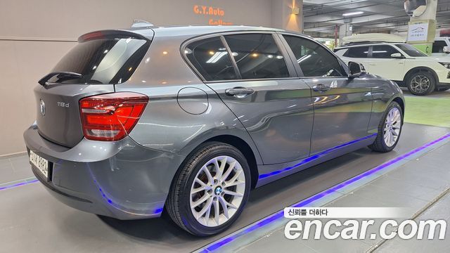 BMW 1 Series (F20) 118d Sport 5Door 2015 — фото 7