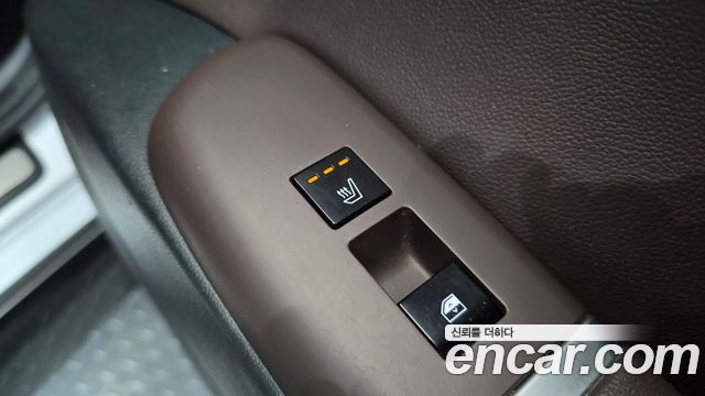 Hyundai Grandeur (GN7) 3.5 LPG 2WD Premium 2023 — фото 22