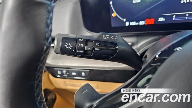 Kia Carnival (IV) Diesel 7-Seater Signature 2023 — фото 36