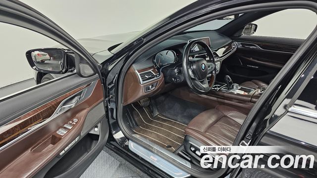 BMW 7 Series (G11) 730Ld xDrive 2016 — фото 10