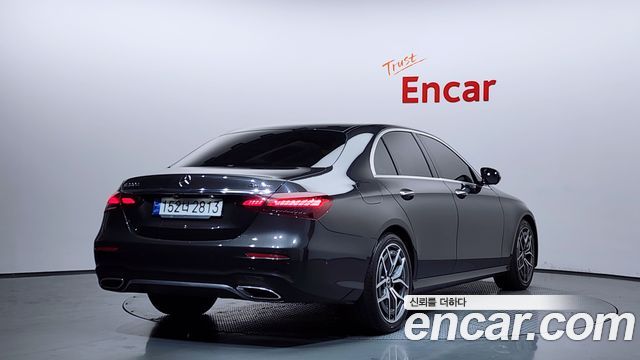 Mercedes-Benz E-Class (W213) E220d 4MATIC AMG Line 2021 — фото 2