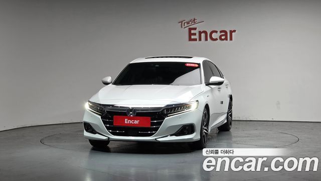 Honda Accord (X) 2.0 Hybrid Touring 2022 — фото 3