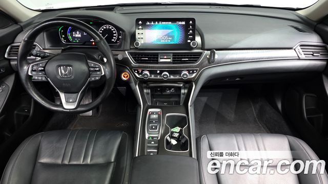 Honda Accord (X) 2.0 Hybrid Touring 2022 — фото 7