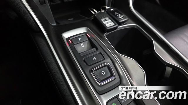 Honda Accord (X) 2.0 Hybrid Touring 2022 — фото 9
