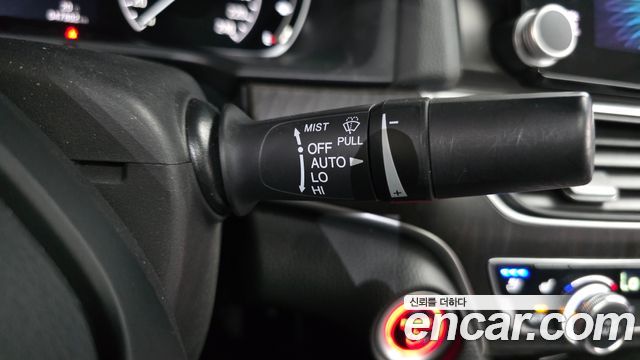 Honda Accord (X) 2.0 Hybrid Touring 2022 — фото 27