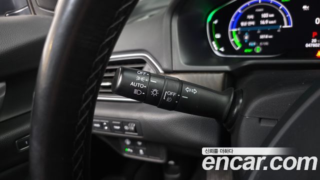 Honda Accord (X) 2.0 Hybrid Touring 2022 — фото 30