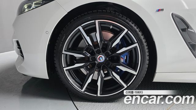BMW 8 Series (G15) M850i xDrive Gran Coupe 2023 — фото 5