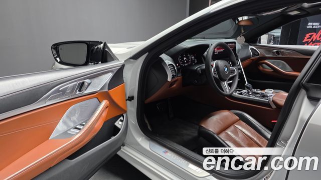 BMW 8 Series (G15) M850i xDrive Gran Coupe 2023 — фото 10