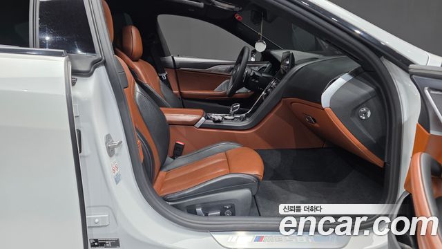 BMW 8 Series (G15) M850i xDrive Gran Coupe 2023 — фото 15