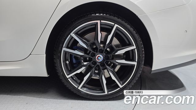 BMW 8 Series (G15) M850i xDrive Gran Coupe 2023 — фото 27