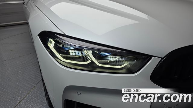 BMW 8 Series (G15) M850i xDrive Gran Coupe 2023 — фото 28
