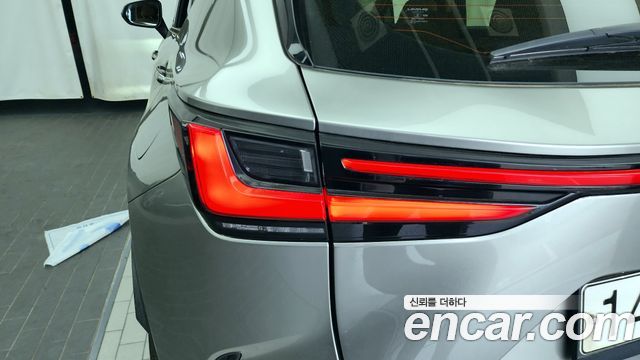 Lexus NX350h (II) Premium 2023 — фото 29