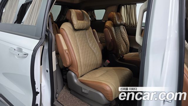Kia Carnival (IV) Diesel 9-Seater Hi-Limousine Signature 2023 — фото 26