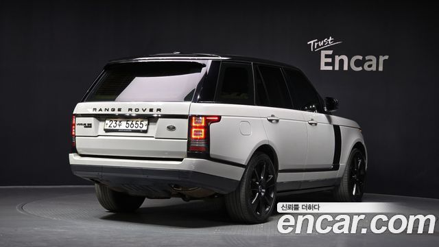 Land Rover Range Rover (IV) 4.4 SDV8 Vogue SE DIESEL 2014 — фото 2