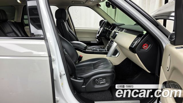 Land Rover Range Rover (IV) 4.4 SDV8 Vogue SE DIESEL 2014 — фото 11