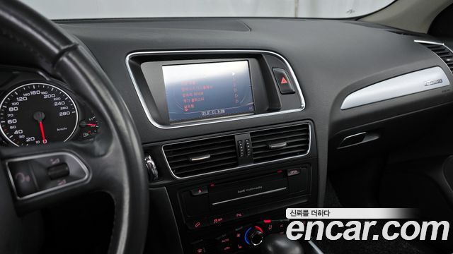 Audi Q5 2.0 TDI Quattro 8R 2012 — фото 14
