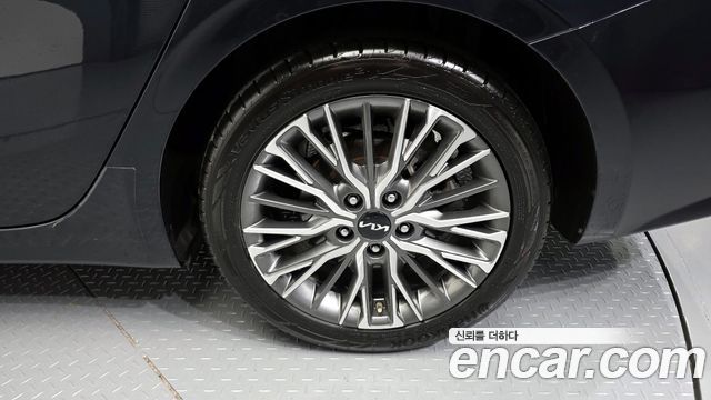 Kia K3 (II) 1.6 Prestige 2022 — фото 21