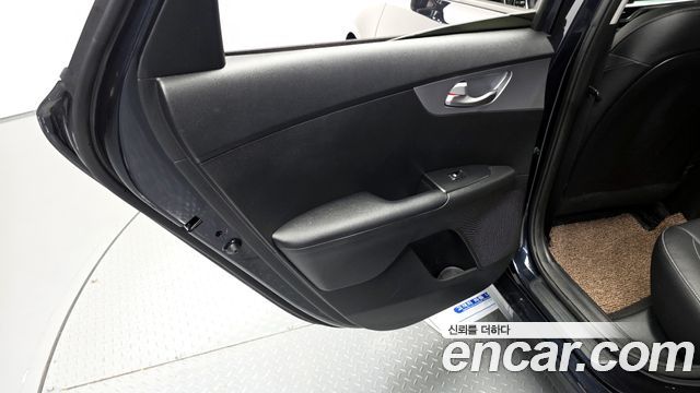 Kia K3 (II) 1.6 Prestige 2022 — фото 25