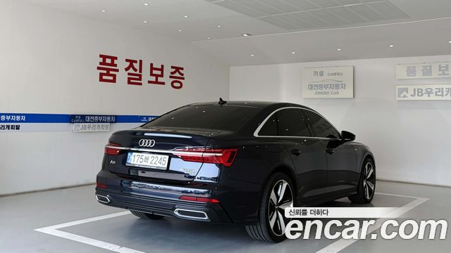 Audi A6 (C8) 40 TDI Quattro Premium 2022 — фото 8