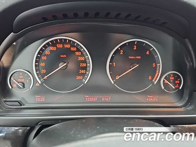 BMW 5 Series (F10) 525d xDrive 2013 — фото 5
