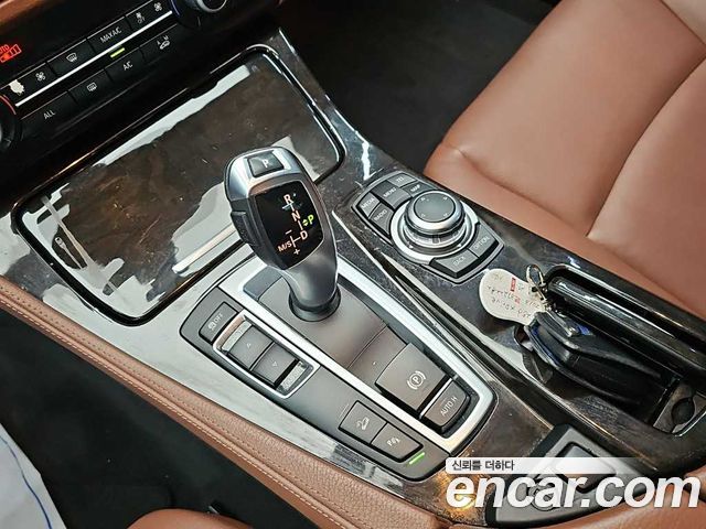 BMW 5 Series (F10) 525d xDrive 2013 — фото 7