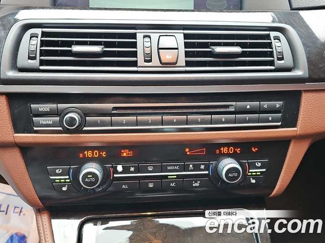 BMW 5 Series (F10) 525d xDrive 2013 — фото 9