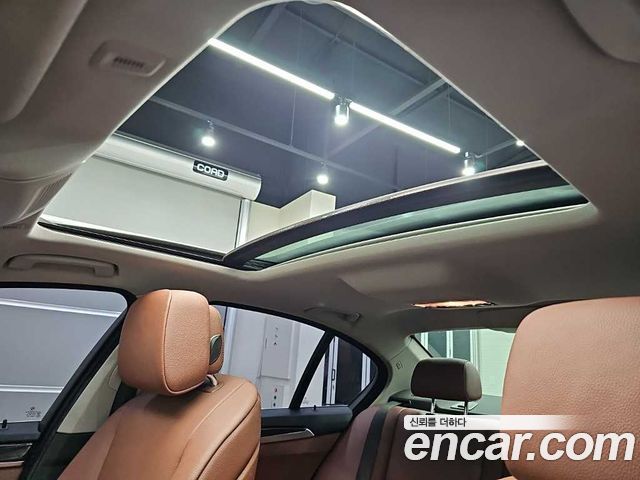 BMW 5 Series (F10) 525d xDrive 2013 — фото 16