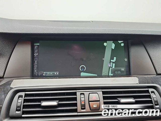 BMW 5 Series (F10) 525d xDrive 2013 — фото 17