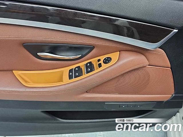 BMW 5 Series (F10) 525d xDrive 2013 — фото 19