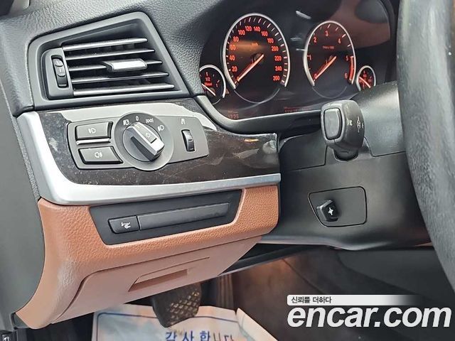 BMW 5 Series (F10) 525d xDrive 2013 — фото 20