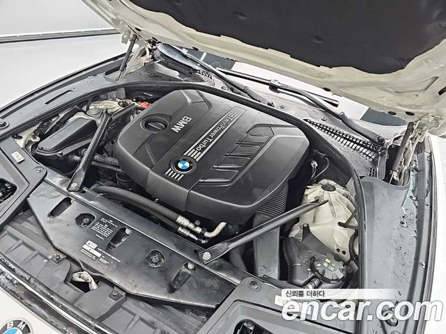BMW 5 Series (F10) 525d xDrive 2013 — фото 23