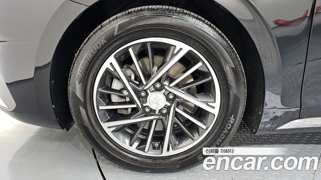 Hyundai Grandeur (IG) 2.5 Premium 2022 — фото 5