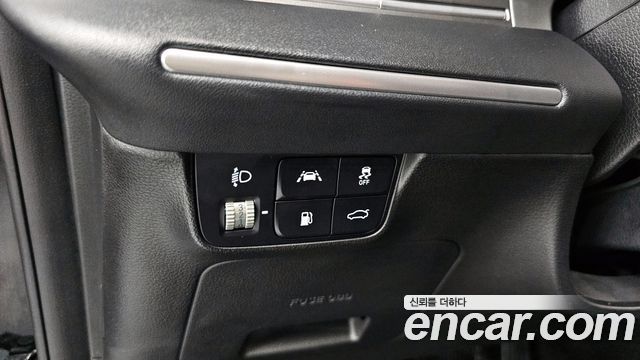 Hyundai Grandeur (IG) 2.5 Premium 2022 — фото 27