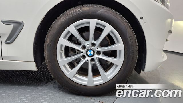 BMW 3 Series GT (F34) GT 320d xDrive 2020 — фото 27