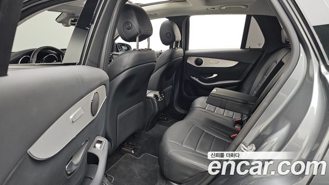 Mercedes-Benz GLC-Class (X253) GLC350e 4MATIC Premium 2019 — фото 16