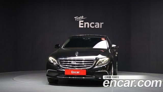 Mercedes-Benz E-Class (W213) E300 4MATIC Exclusive 2020 — фото 3