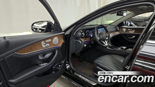 Mercedes-Benz E-Class (W213) E300 4MATIC Exclusive 2020 — фото 10