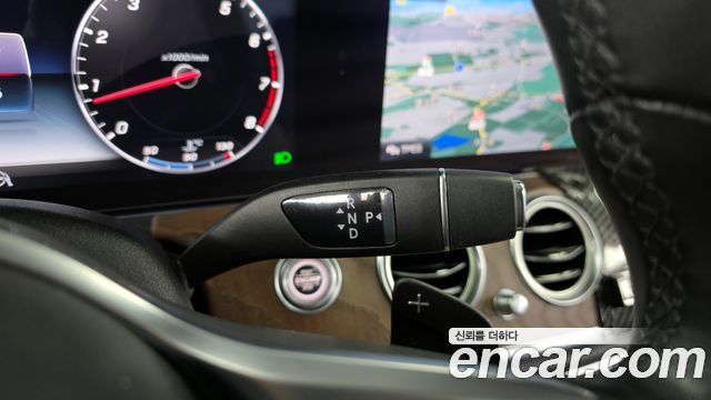 Mercedes-Benz E-Class (W213) E300 4MATIC Exclusive 2020 — фото 33