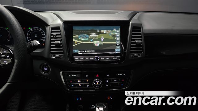 KG Mobility (SsangYong) Rexton Sports Diesel 2.2 4WD Prestige 2023 — фото 13